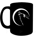 Wolf Howling In The Night Gift Mug