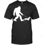 Bigfoot Walking Dachshund Funny Wiener Dog Men Tank Top V-Neck T-Shirt