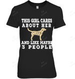 This Girl Cares About Her Labrador Women Sweatshirt Hoodie Long Sleeve T-Shirt