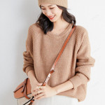 Woolen round neck padded sweater women knitwear