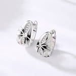 Drop-Shaped White Flower 925 Sterling Silver Enamel Huggie Earrings