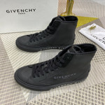 Givenchy High Tops Shoes For Men #933758