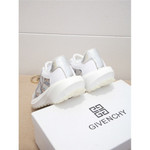 Givenchy Casual Shoes For Men #940320
