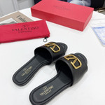 Valentino Slippers For Women #953179