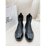 Givenchy Boots For Women #889737