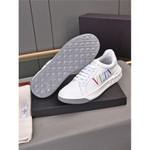 Valentino Casual Shoes For Men #933704