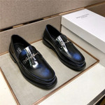 Versace Leather Shoes For Men #924582