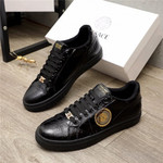 Versace Casual Shoes For Men #936921