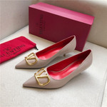Valentino High-Heeled Shoes For Women #814382