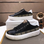 Versace Casual Shoes For Men #928261