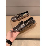 Versace Leather Shoes For Men #920642