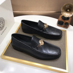 Versace Leather Shoes For Men #953632