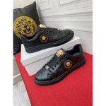 Versace Casual Shoes For Men #936816