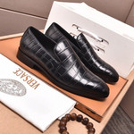 Versace Leather Shoes For Men #945832