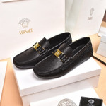 Versace Casual Shoes For Men #930188