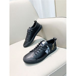 Versace Casual Shoes For Men #880595
