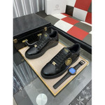 Versace Casual Shoes For Men #936408
