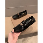 Versace Leather Shoes For Men #920595