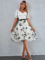 Women Butterfly & Floral Embroidered Mesh Overlay Skirt