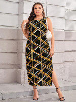 Women Plus Geo Print M-slit Hem Dress