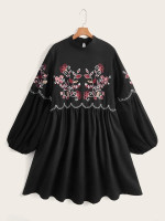 Women Plus Floral Bishop Sleeve Dress