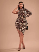 Women Plus Leopard Mock Neck Asymmetrical Hem Bodycon Dress