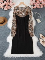 Women Plus Leopard Lantern Sleeve Dress