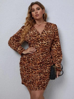 Women Plus Leopard Ruched Bodycon Dress