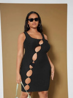 Women Plus Cutout Detail Honeycomb Textured Bodycon Dress