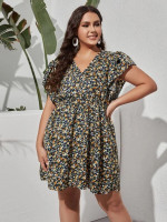 Women Plus Size All Over Floral Print V Neck Dress