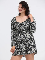 Women Plus Size Ditsy Floral Print Sweetheart Neck Dress