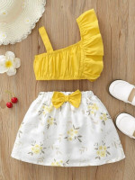 Toddler Girls Asymmetrical Neck Ruffle Trim Top & Floral Print Bow Skirt