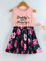 Toddler Girls Slogan Graphic Tank Top & Floral Print Skirt