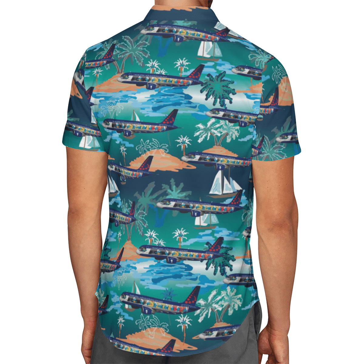 Going to the beach with a quality shirt 35