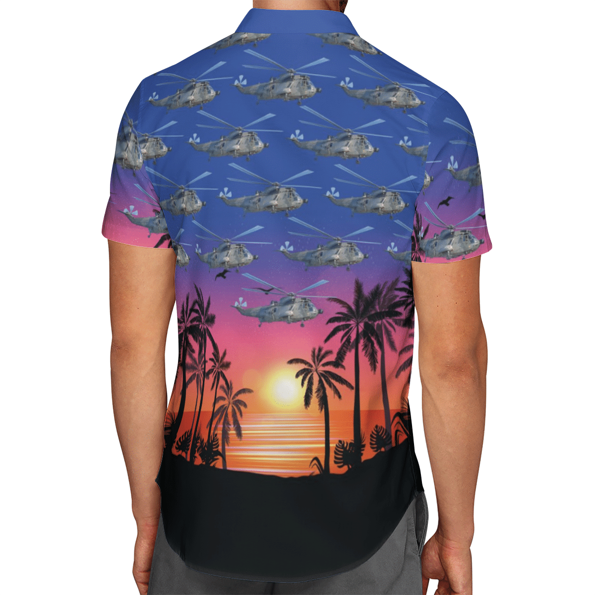 Going to the beach with a quality shirt 14
