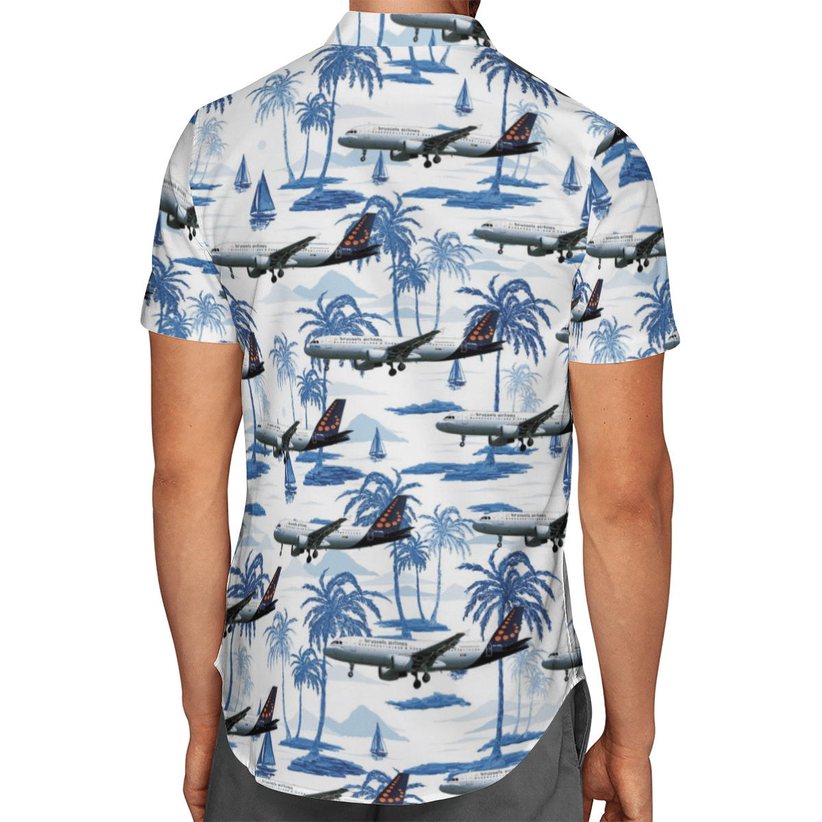 Going to the beach with a quality shirt 109
