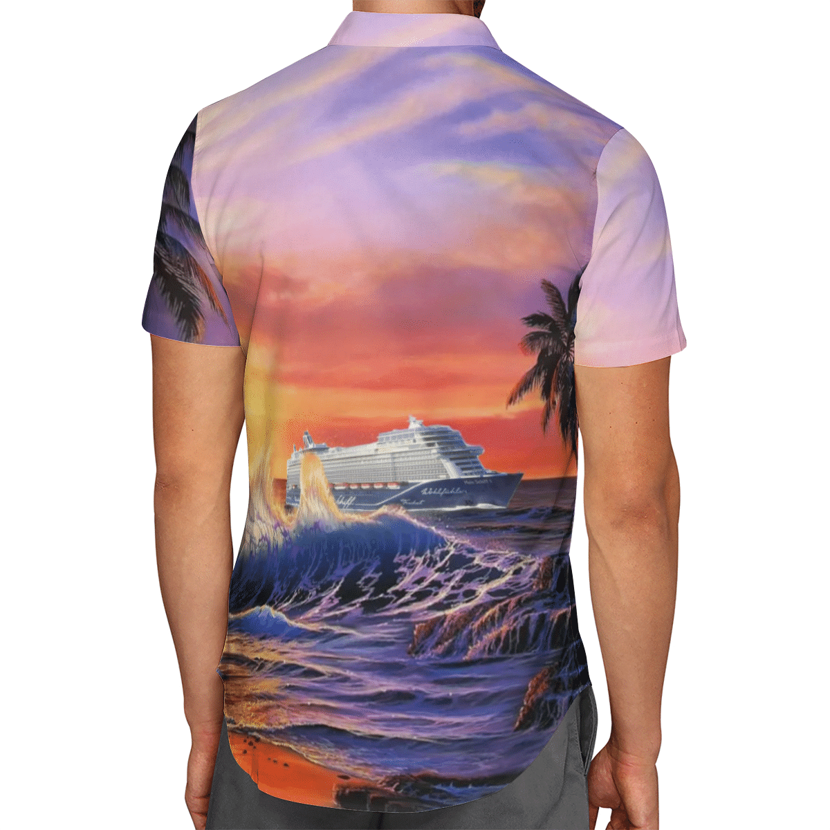 Going to the beach with a quality shirt 105