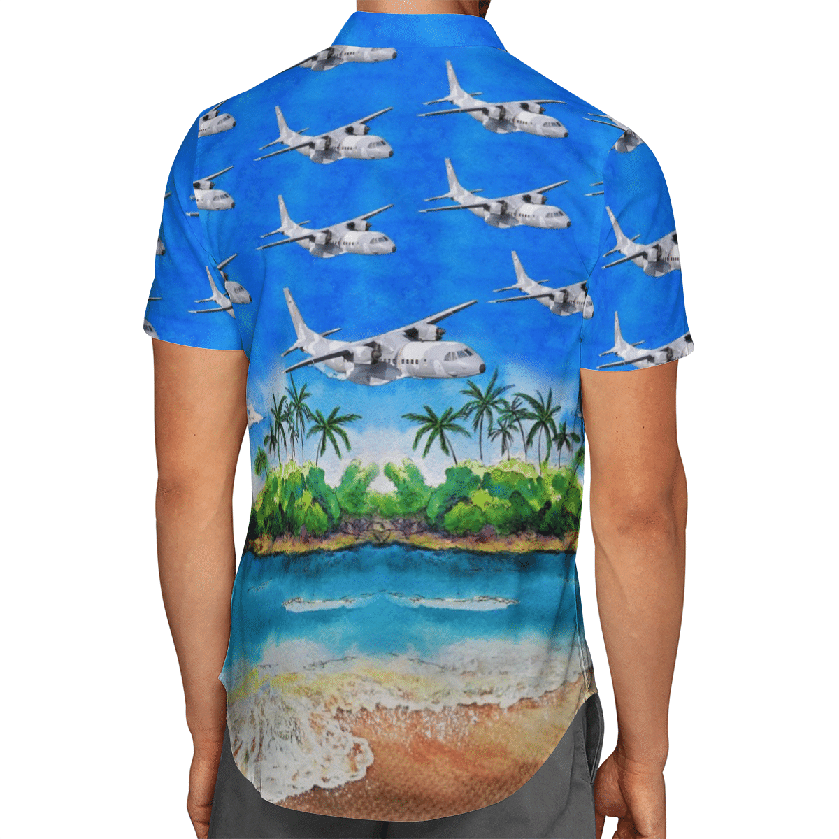 Going to the beach with a quality shirt 110