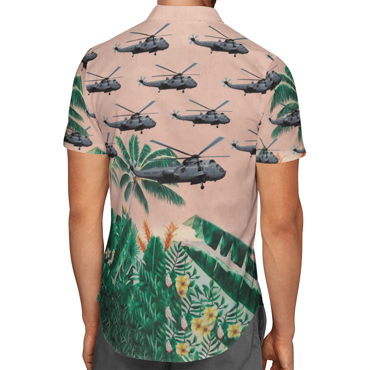 Going to the beach with a quality shirt 146