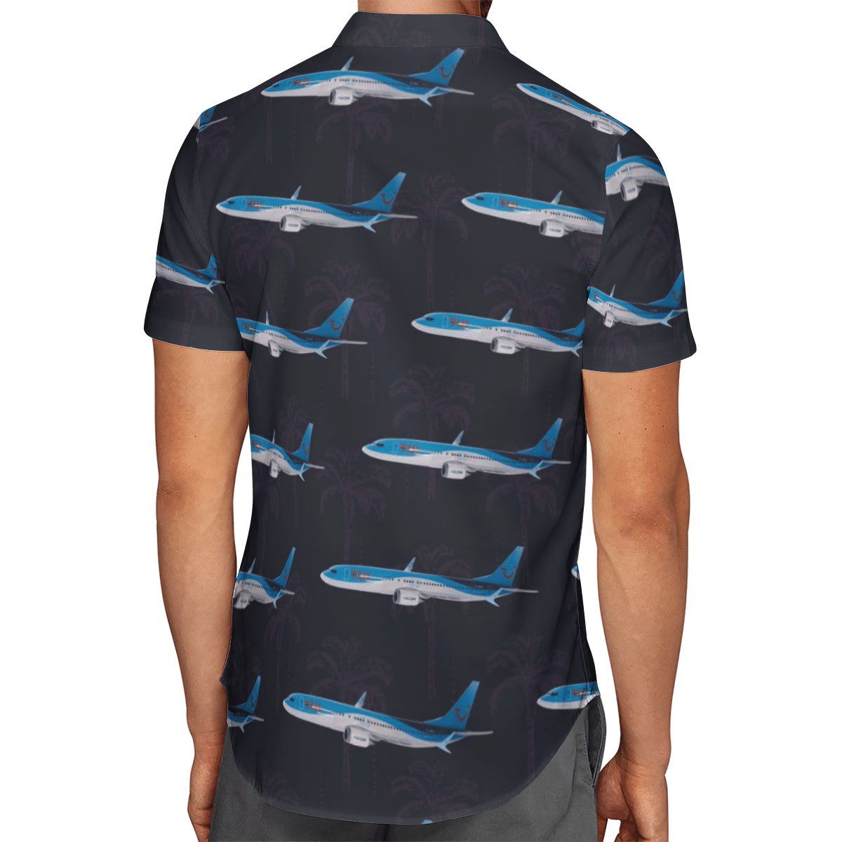 Going to the beach with a quality shirt 162