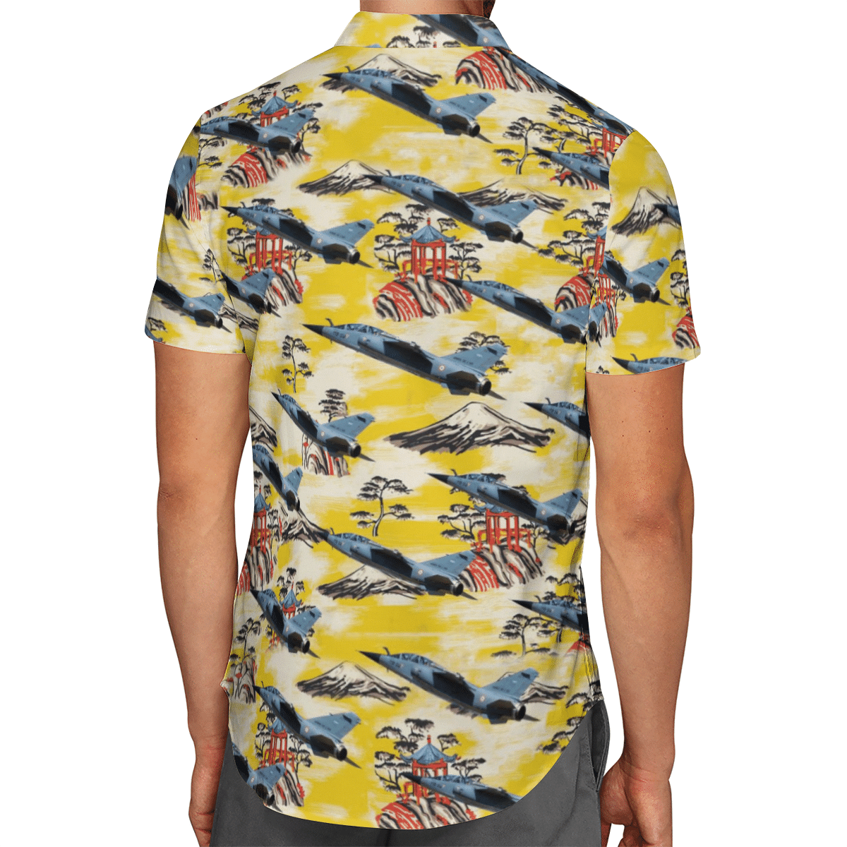Going to the beach with a quality shirt 171