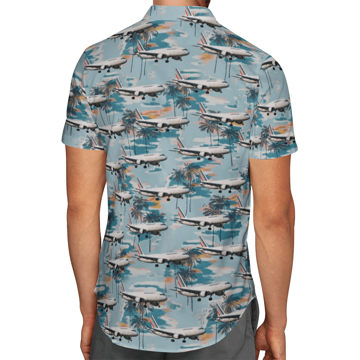 Going to the beach with a quality shirt 176