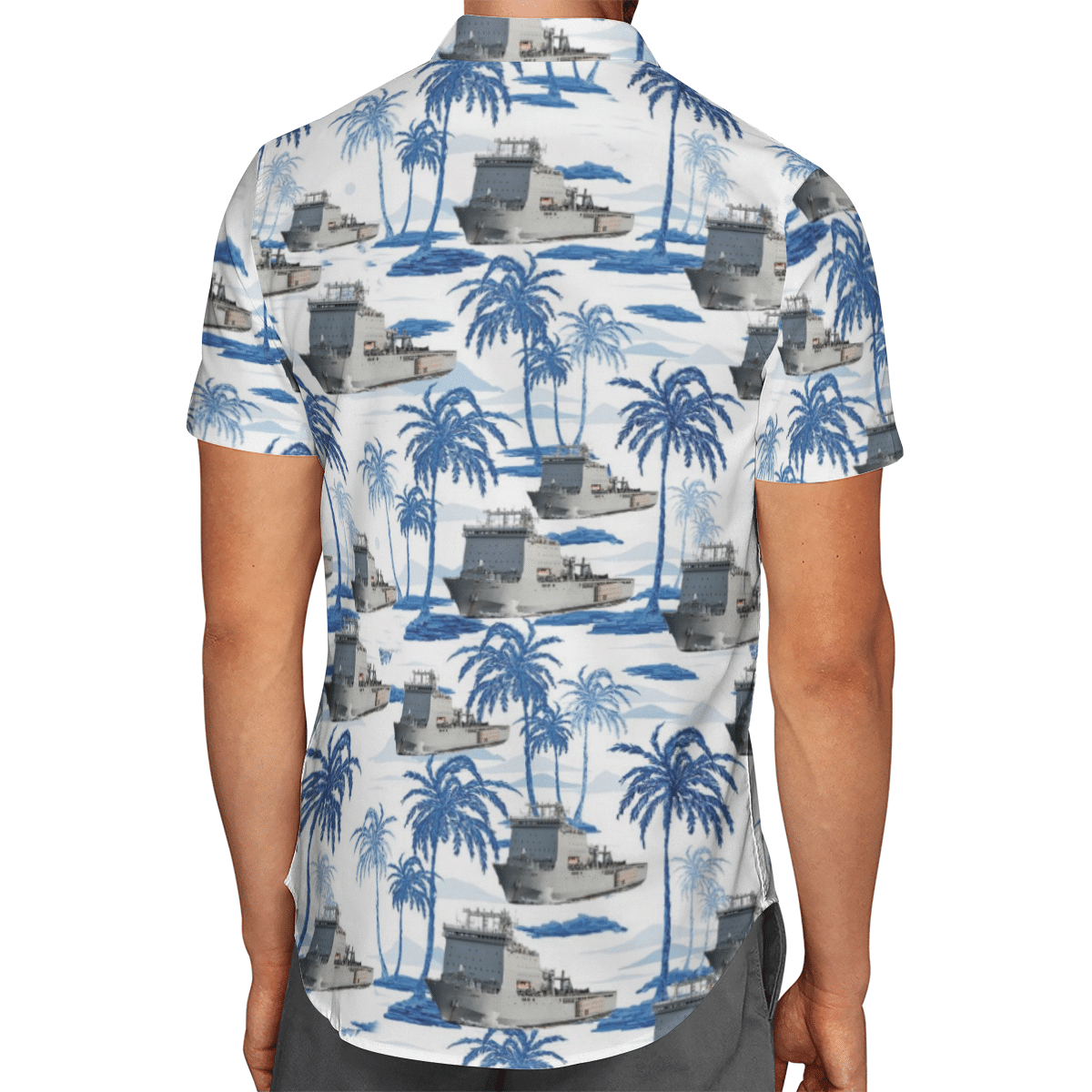 Going to the beach with a quality shirt 198