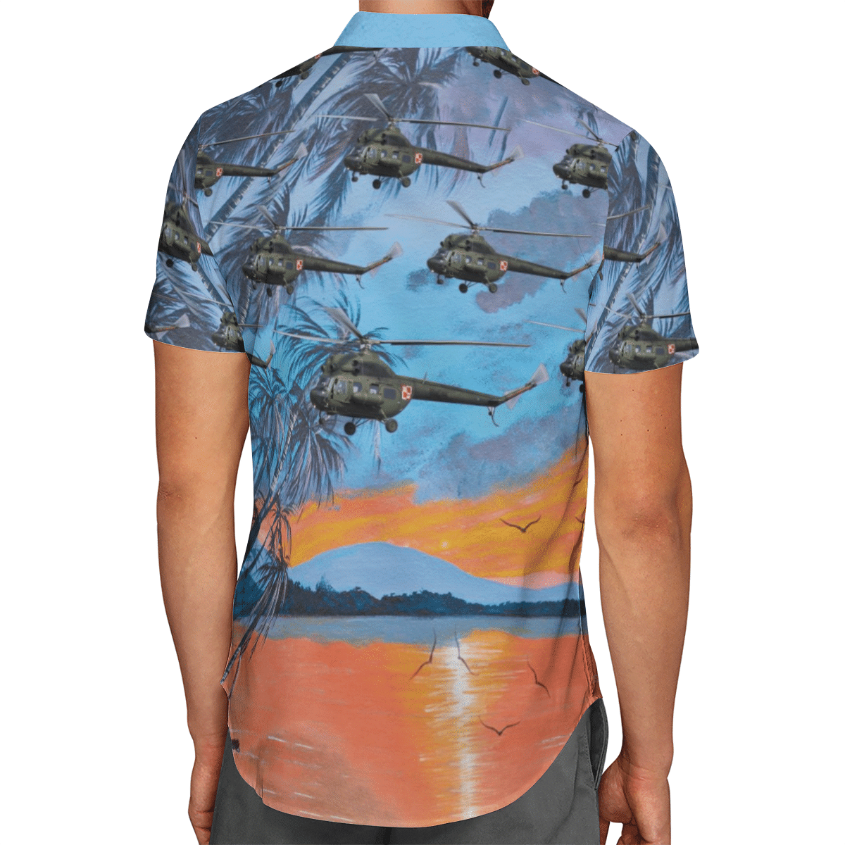 Going to the beach with a quality shirt 188