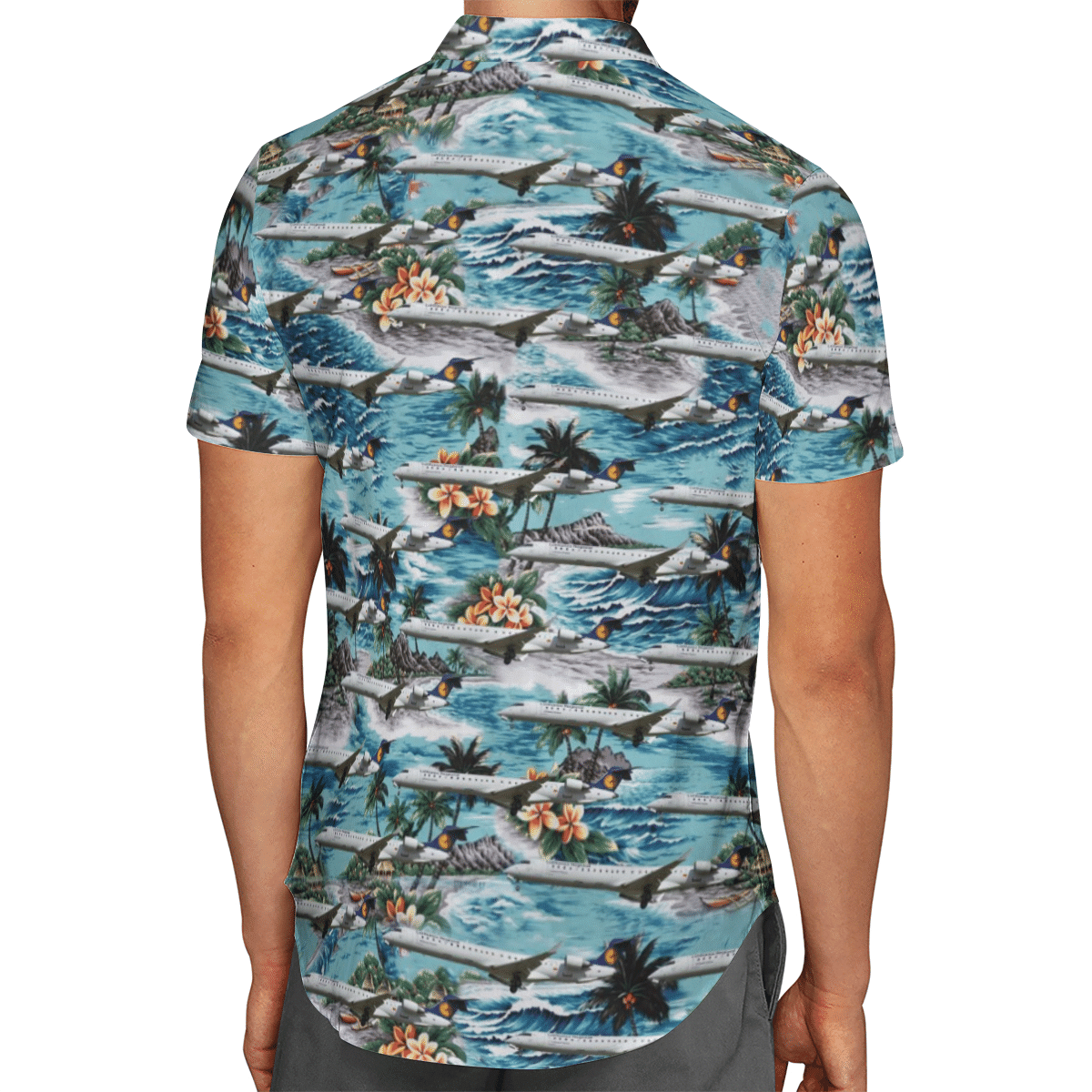 Going to the beach with a quality shirt 191