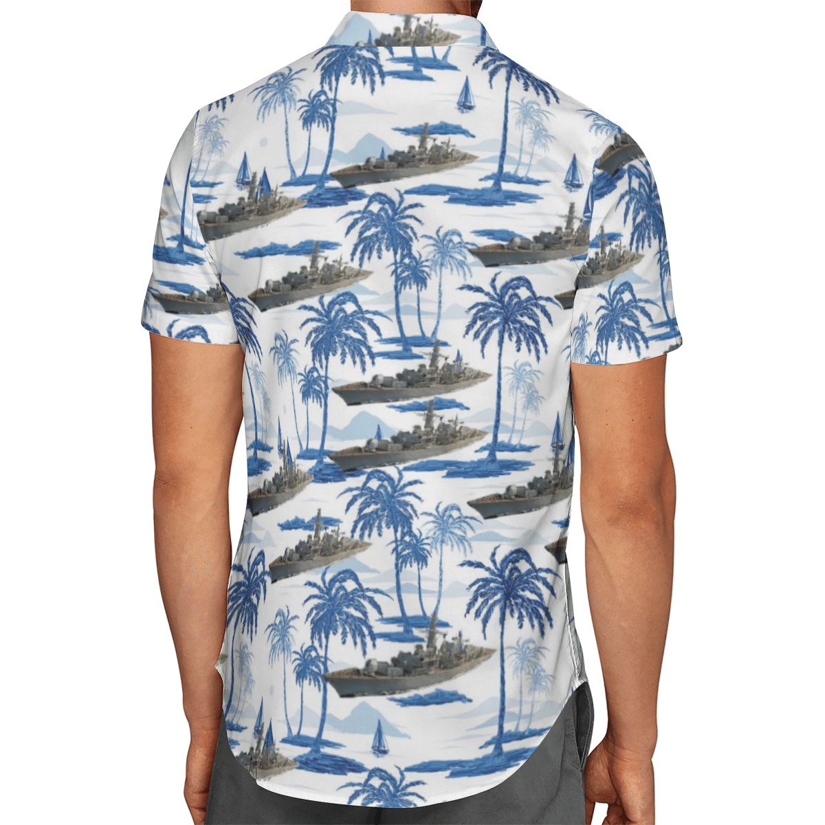 Going to the beach with a quality shirt 203
