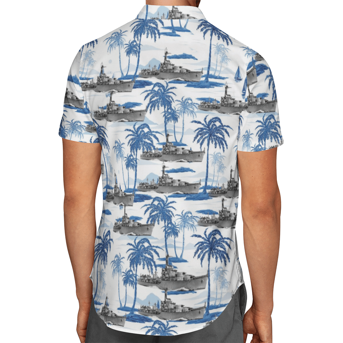 Going to the beach with a quality shirt 236