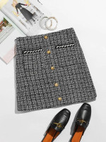 Women Buttoned Front Pocket Patched Tweed Skirt