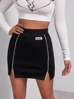 Women M-Slit Hem Contrast Piping Letter Graphic Mini Skirt