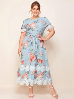 Women Plus Size Contrast Guipure Lace Detail Belted Floral Dress